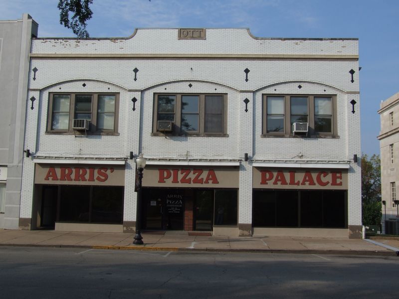 Arris Pizza Palace