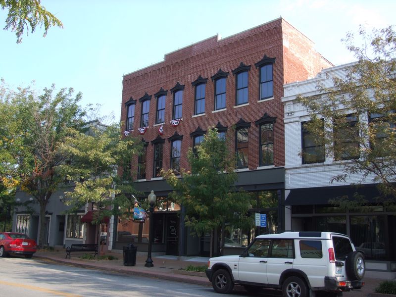 North Side of 100 East High Street