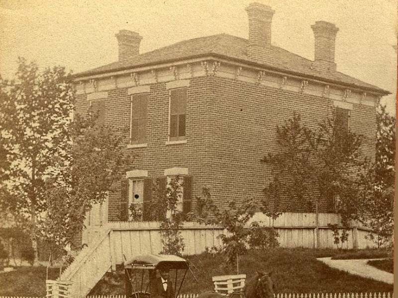 Unknown Home on E. Main St. (Capitol Avenue)