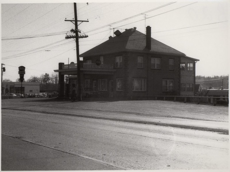 Viet's Roadhouse and Restaurant